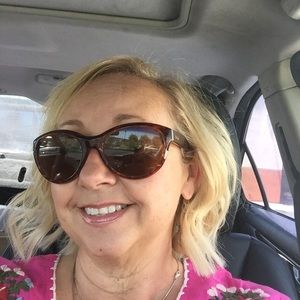 Meet your Posher, Kimberli